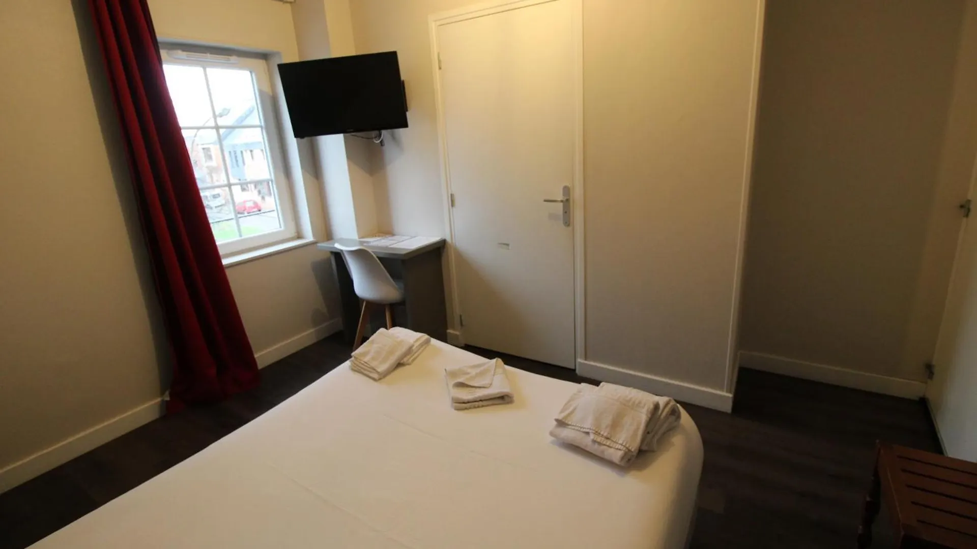 **  Hotel Casabianca Moulins  France