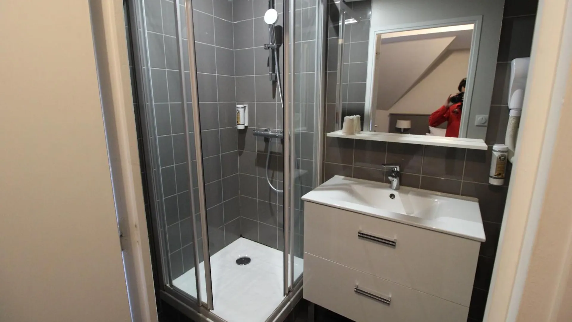 **  Hotel Casabianca Moulins  France