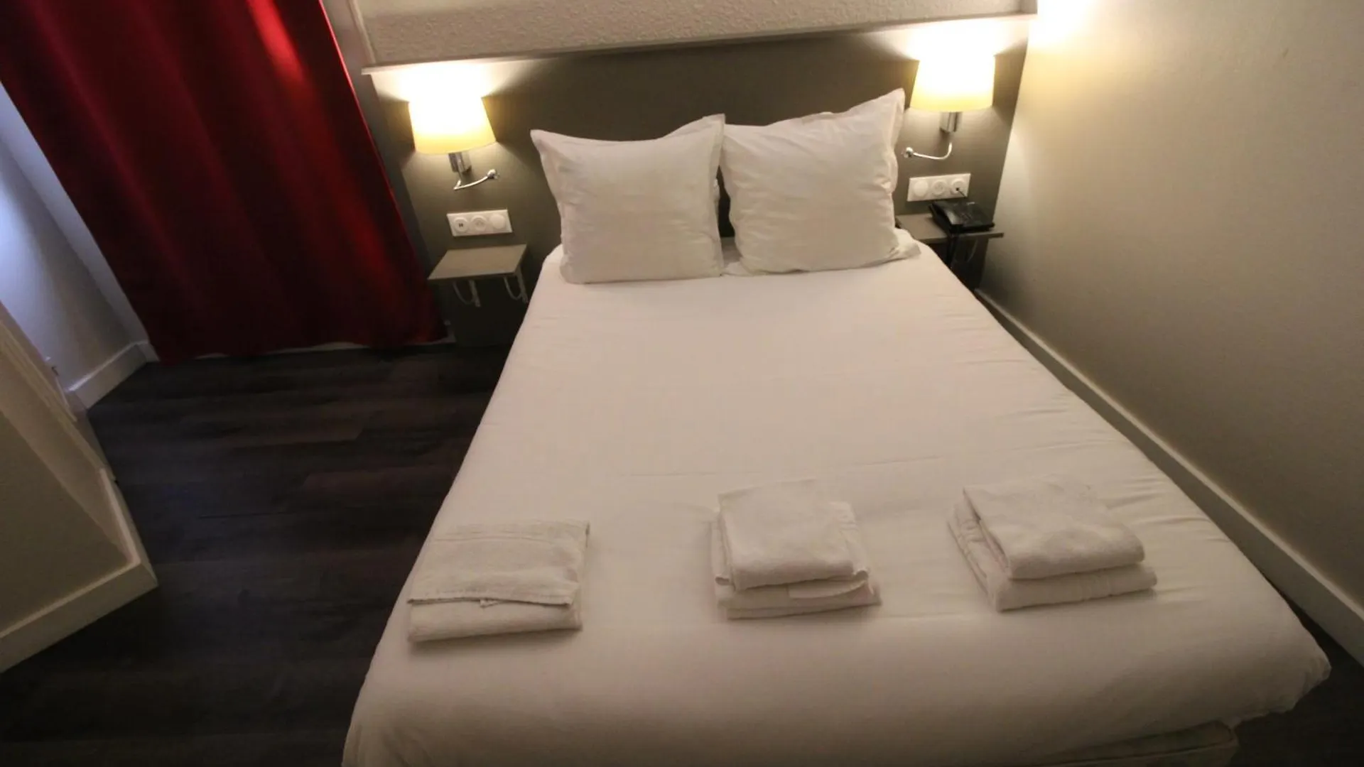 Hotel Casabianca Moulins  Moulins (Allier)